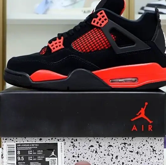 4 THUNDER' RETRO 'RED JORDAN AIR 0324